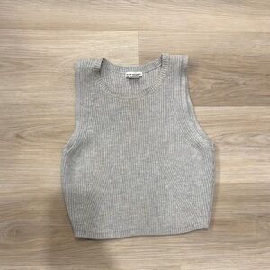 Club Monaco Light Gray Ribbed Knit Top